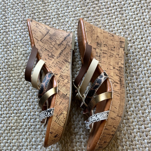 Size 10 strappy wedges lane Bryant - Picture 5 of 7